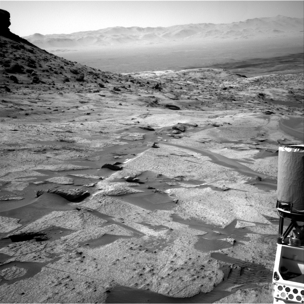 Nasa's Mars rover Curiosity acquired this image using its Right Navigation Camera on Sol 3274, at drive 660, site number 91