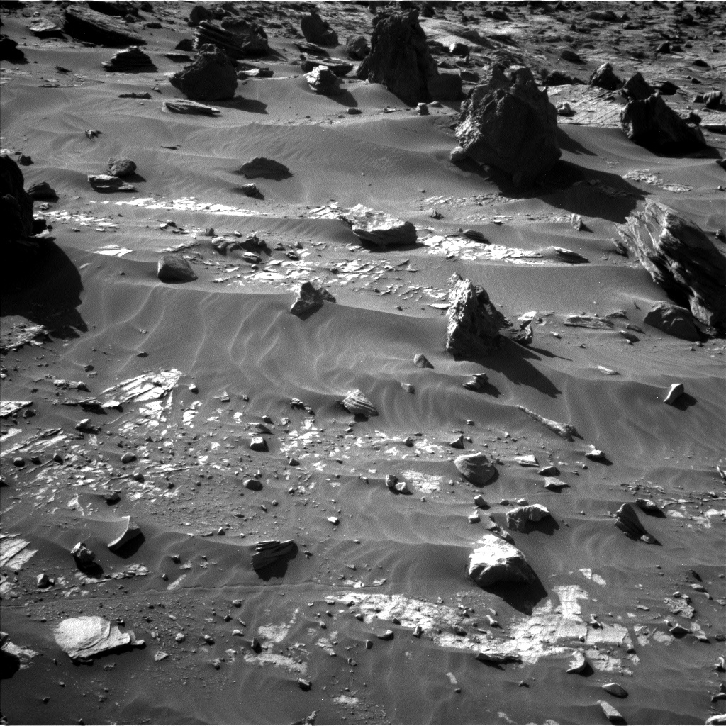 Nasa's Mars rover Curiosity acquired this image using its Left Navigation Camera on Sol 3313, at drive 2538, site number 91