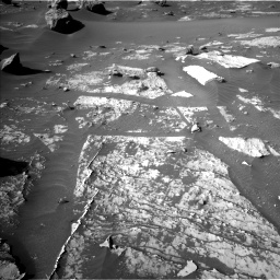 Nasa's Mars rover Curiosity acquired this image using its Left Navigation Camera on Sol 3318, at drive 2580, site number 91