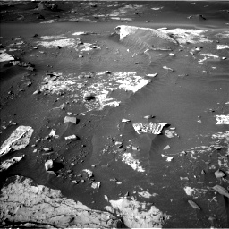 Nasa's Mars rover Curiosity acquired this image using its Left Navigation Camera on Sol 3318, at drive 2610, site number 91