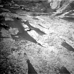 Nasa's Mars rover Curiosity acquired this image using its Left Navigation Camera on Sol 3326, at drive 210, site number 92