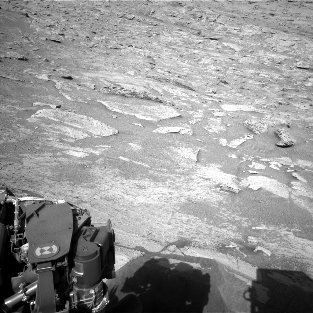 Nasa's Mars rover Curiosity acquired this image using its Left Navigation Camera on Sol 3326, at drive 270, site number 92