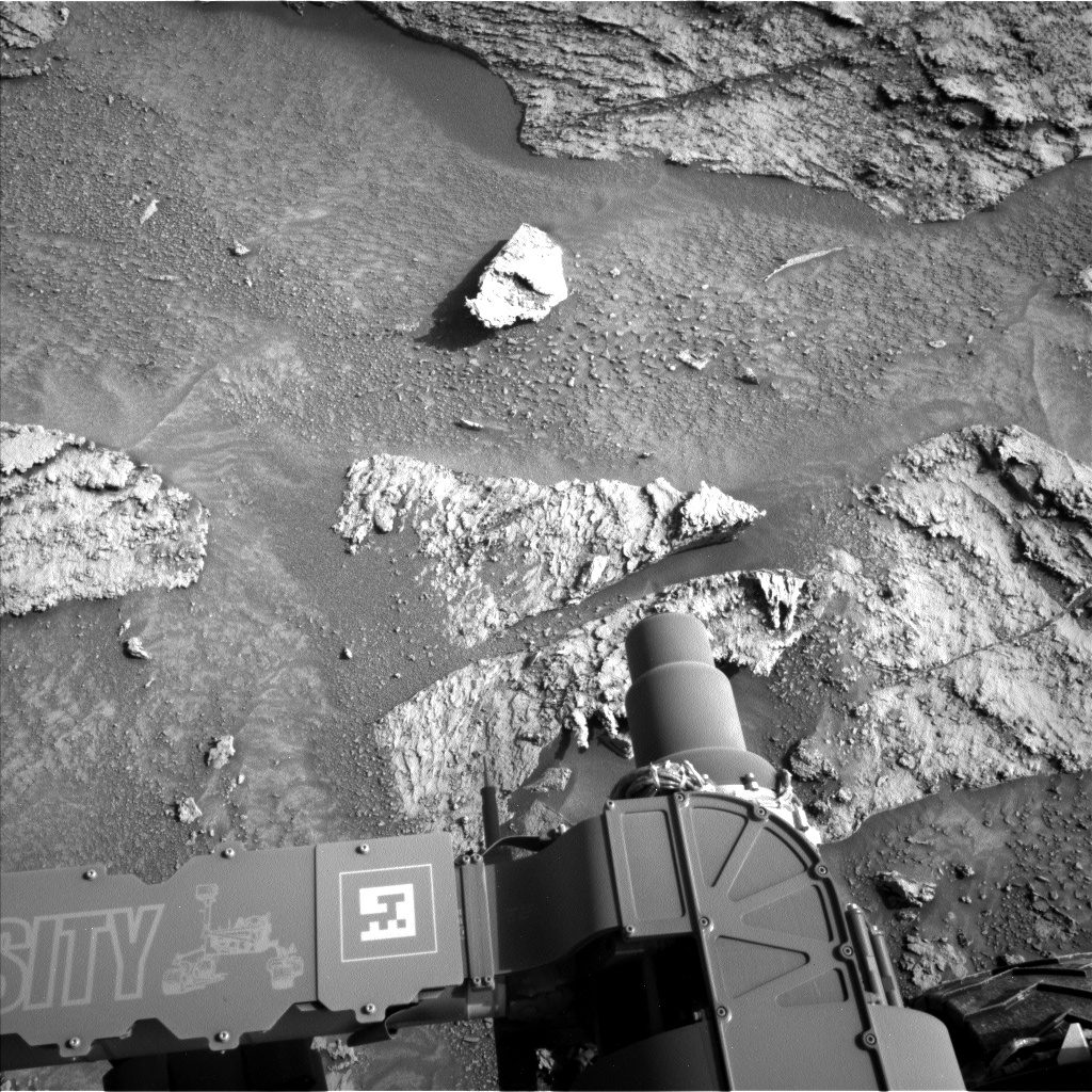 Nasa's Mars rover Curiosity acquired this image using its Left Navigation Camera on Sol 3333, at drive 1230, site number 92