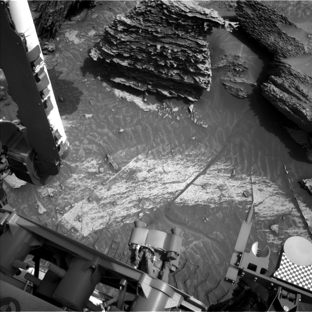 Nasa's Mars rover Curiosity acquired this image using its Left Navigation Camera on Sol 3361, at drive 2656, site number 92