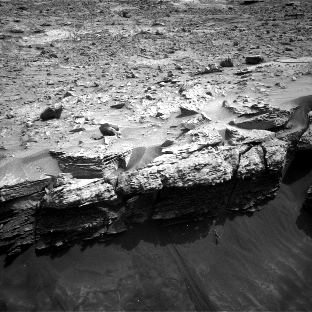 Nasa's Mars rover Curiosity acquired this image using its Left Navigation Camera on Sol 3367, at drive 3000, site number 92