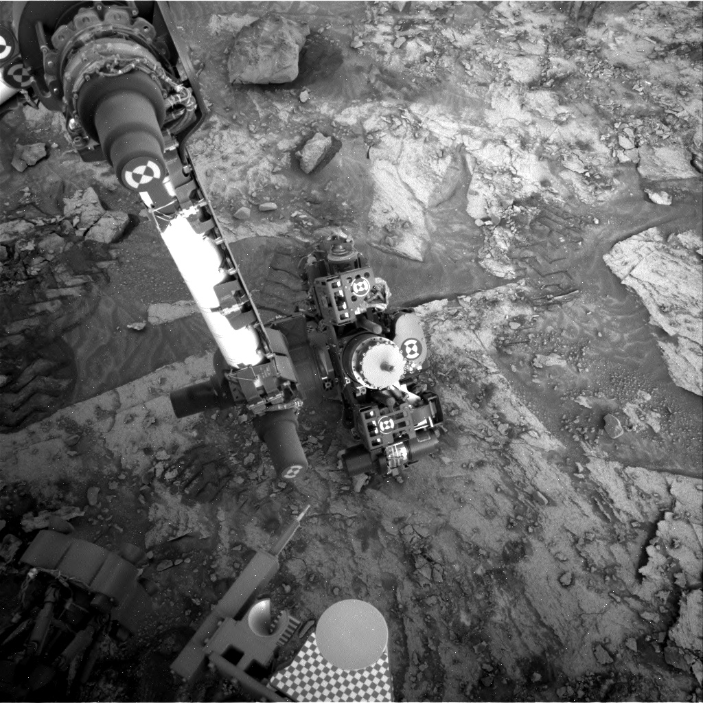 Nasa's Mars rover Curiosity acquired this image using its Right Navigation Camera on Sol 3371, at drive 3072, site number 92
