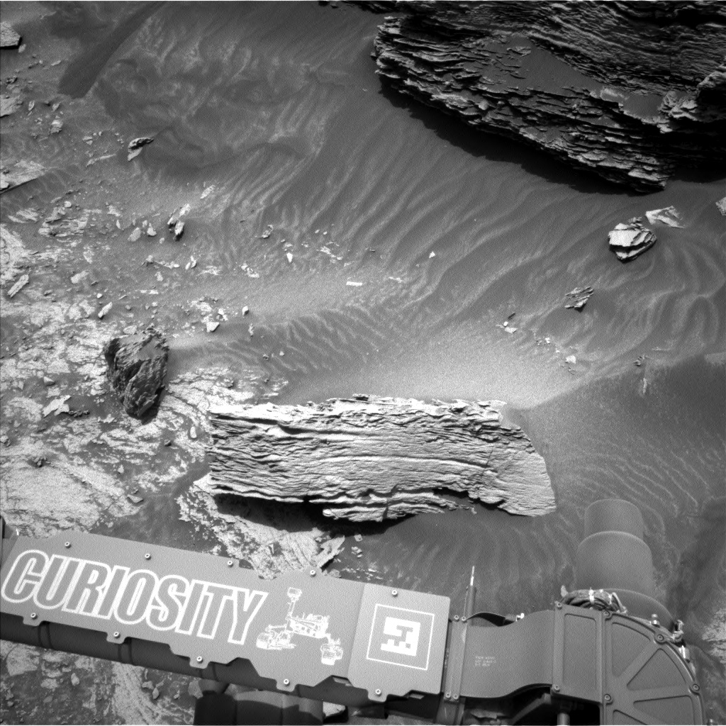 Nasa's Mars rover Curiosity acquired this image using its Left Navigation Camera on Sol 3373, at drive 0, site number 93