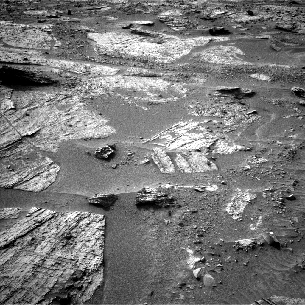 Nasa's Mars rover Curiosity acquired this image using its Left Navigation Camera on Sol 3381, at drive 1222, site number 93