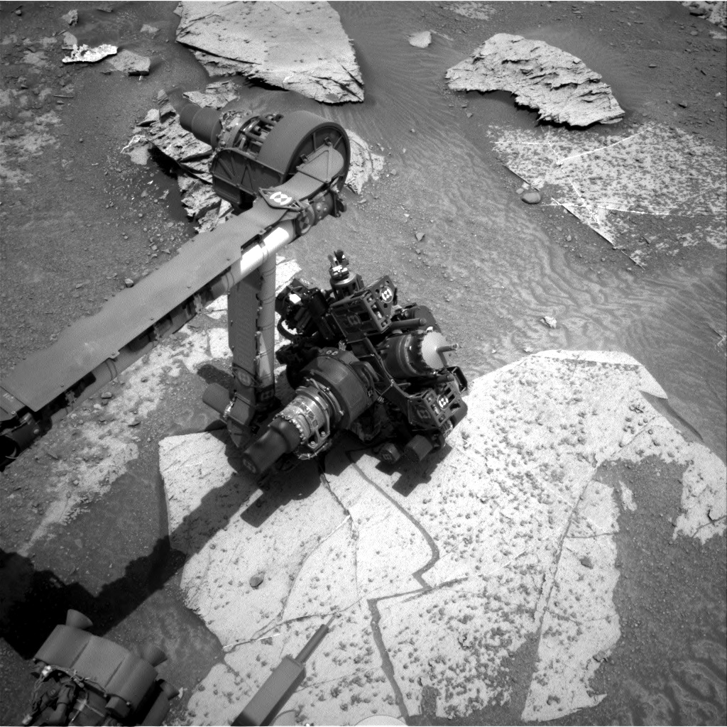 Nasa's Mars rover Curiosity acquired this image using its Right Navigation Camera on Sol 3387, at drive 1748, site number 93