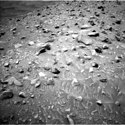 Nasa's Mars rover Curiosity acquired this image using its Left Navigation Camera on Sol 3390, at drive 1932, site number 93