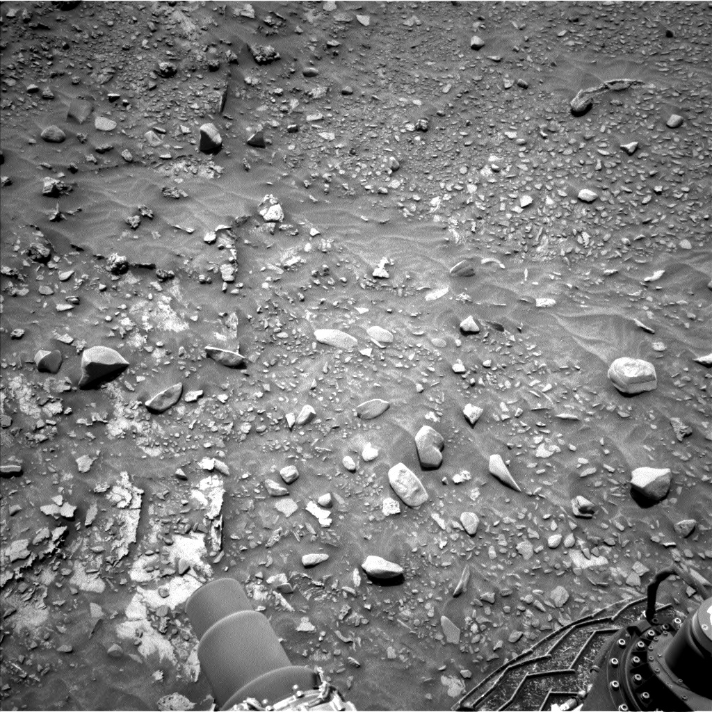 Nasa's Mars rover Curiosity acquired this image using its Left Navigation Camera on Sol 3390, at drive 2080, site number 93