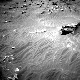 Nasa's Mars rover Curiosity acquired this image using its Left Navigation Camera on Sol 3397, at drive 2452, site number 93