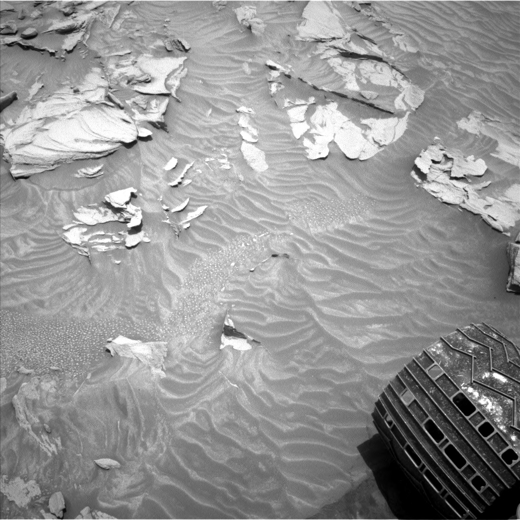Nasa's Mars rover Curiosity acquired this image using its Left Navigation Camera on Sol 3406, at drive 2662, site number 93