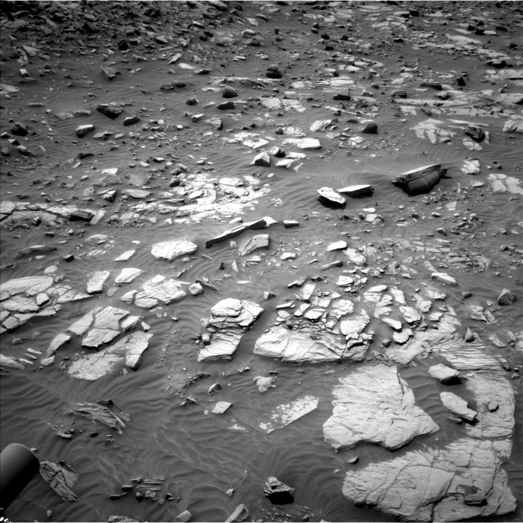Nasa's Mars rover Curiosity acquired this image using its Left Navigation Camera on Sol 3413, at drive 2816, site number 93