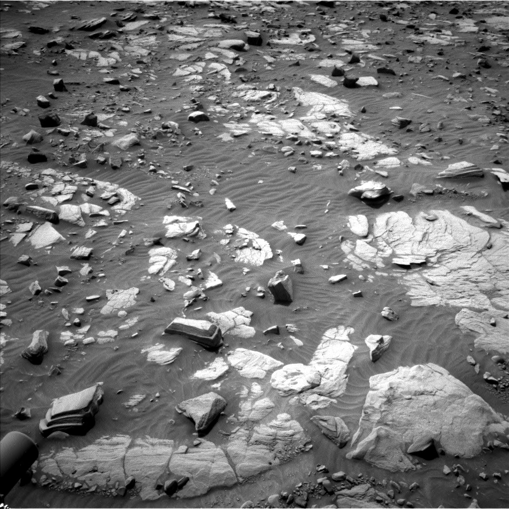 Nasa's Mars rover Curiosity acquired this image using its Left Navigation Camera on Sol 3413, at drive 2864, site number 93