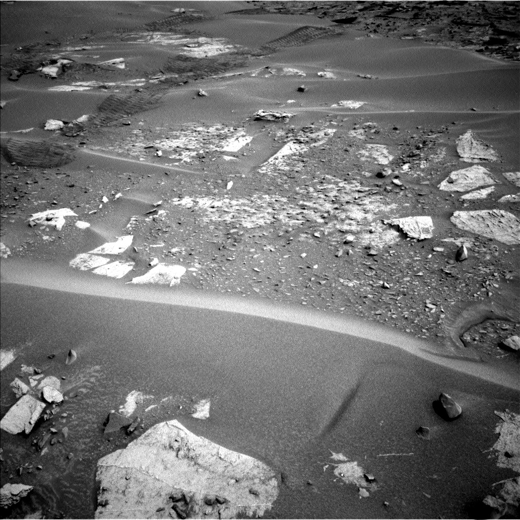Nasa's Mars rover Curiosity acquired this image using its Left Navigation Camera on Sol 3454, at drive 1366, site number 94