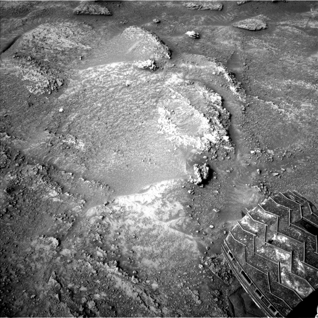 Nasa's Mars rover Curiosity acquired this image using its Left Navigation Camera on Sol 3536, at drive 642, site number 96