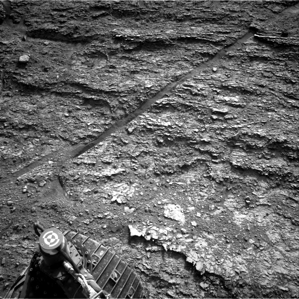 Nasa's Mars rover Curiosity acquired this image using its Right Navigation Camera on Sol 3551, at drive 2118, site number 96