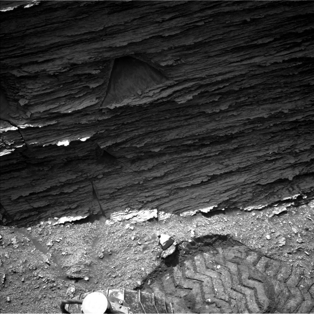 Nasa's Mars rover Curiosity acquired this image using its Left Navigation Camera on Sol 3556, at drive 2470, site number 96