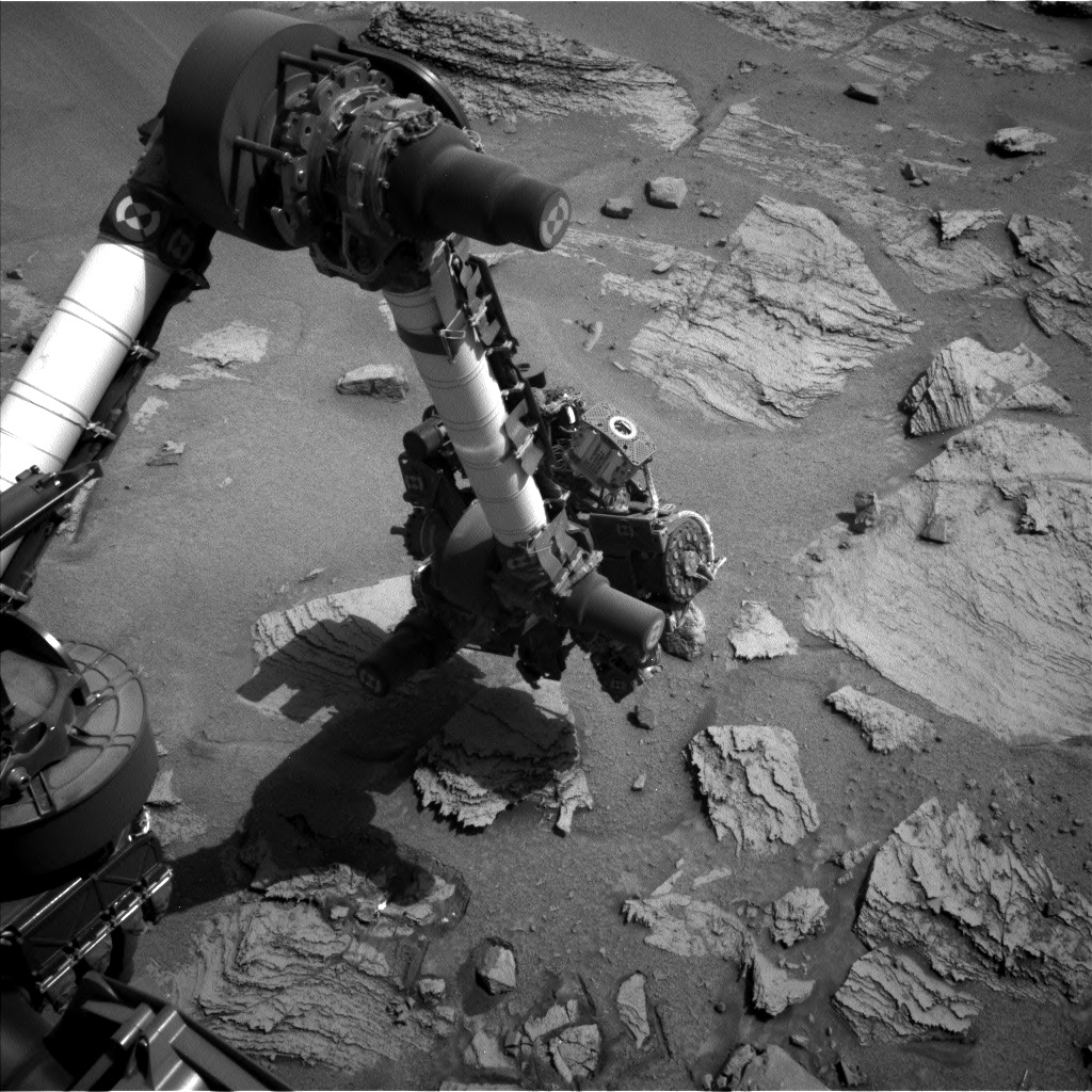 Nasa's Mars rover Curiosity acquired this image using its Left Navigation Camera on Sol 3560, at drive 2600, site number 96