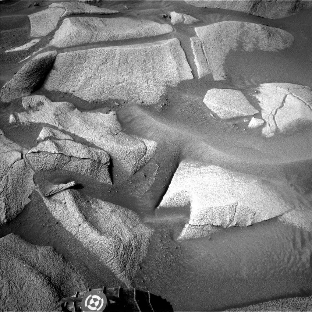 Nasa's Mars rover Curiosity acquired this image using its Left Navigation Camera on Sol 3592, at drive 1176, site number 97