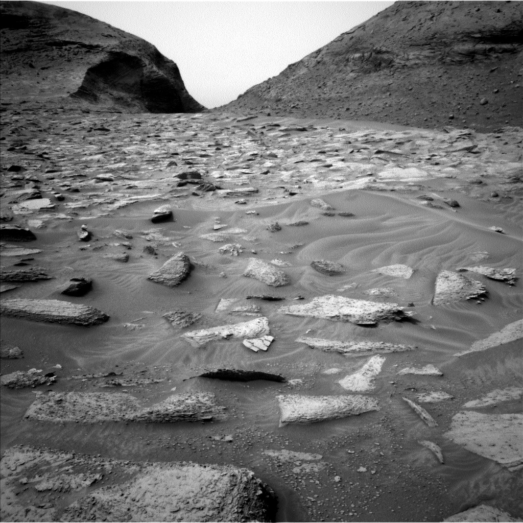 Nasa's Mars rover Curiosity acquired this image using its Left Navigation Camera on Sol 3626, at drive 1918, site number 97