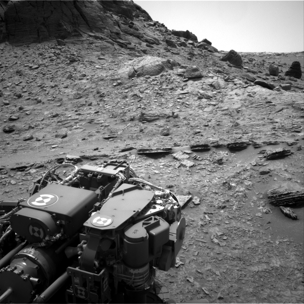 Nasa's Mars rover Curiosity acquired this image using its Right Navigation Camera on Sol 3642, at drive 228, site number 98