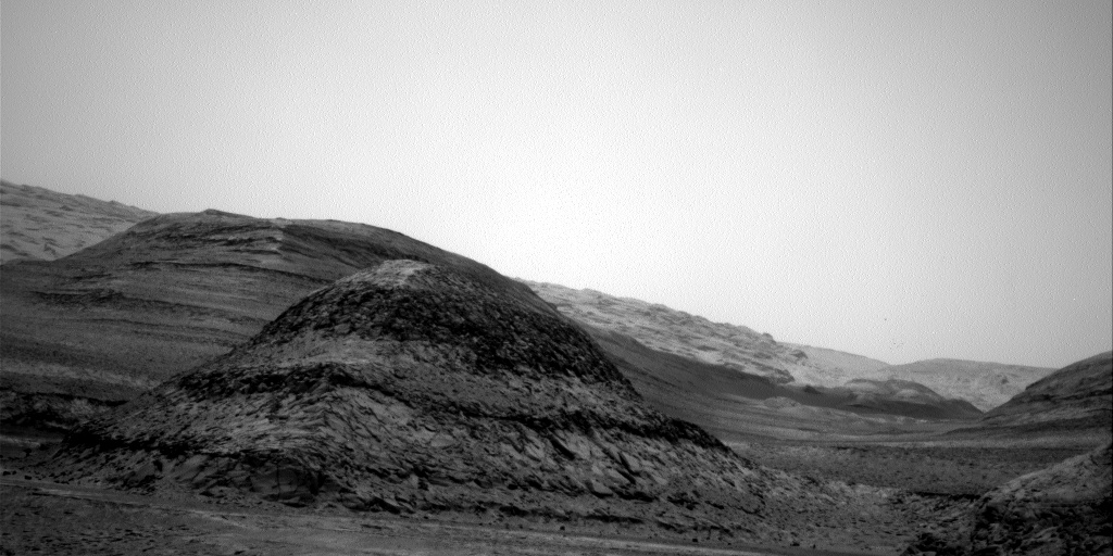 Nasa's Mars rover Curiosity acquired this image using its Right Navigation Camera on Sol 3646, at drive 370, site number 98
