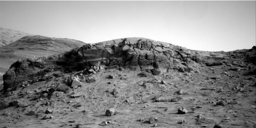 Nasa's Mars rover Curiosity acquired this image using its Right Navigation Camera on Sol 3646, at drive 800, site number 98