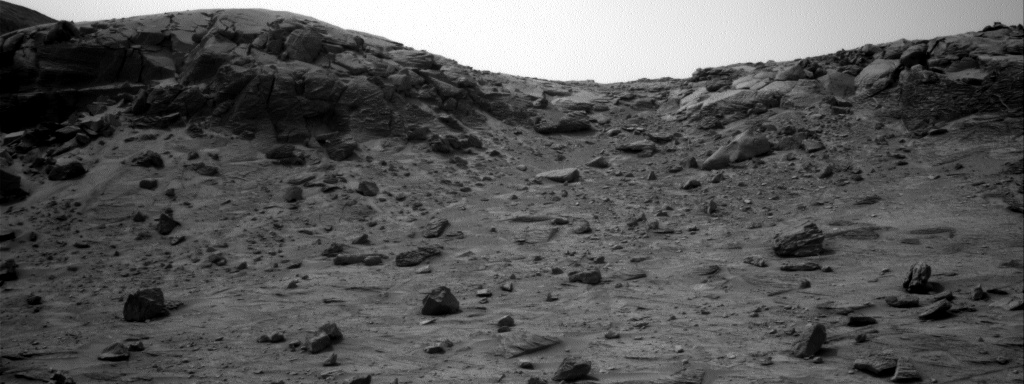 Nasa's Mars rover Curiosity acquired this image using its Right Navigation Camera on Sol 3647, at drive 800, site number 98