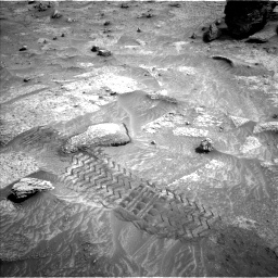 Nasa's Mars rover Curiosity acquired this image using its Left Navigation Camera on Sol 3667, at drive 2416, site number 98