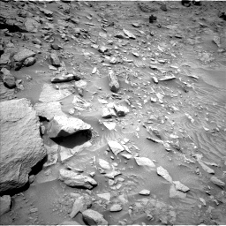 Nasa's Mars rover Curiosity acquired this image using its Left Navigation Camera on Sol 3672, at drive 2590, site number 98