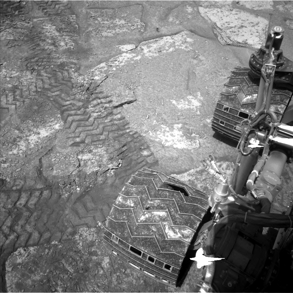 Nasa's Mars rover Curiosity acquired this image using its Left Navigation Camera on Sol 3690, at drive 188, site number 99