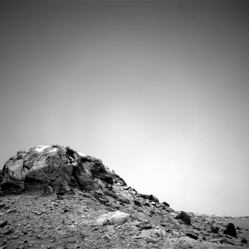 Nasa's Mars rover Curiosity acquired this image using its Right Navigation Camera on Sol 3699, at drive 188, site number 99