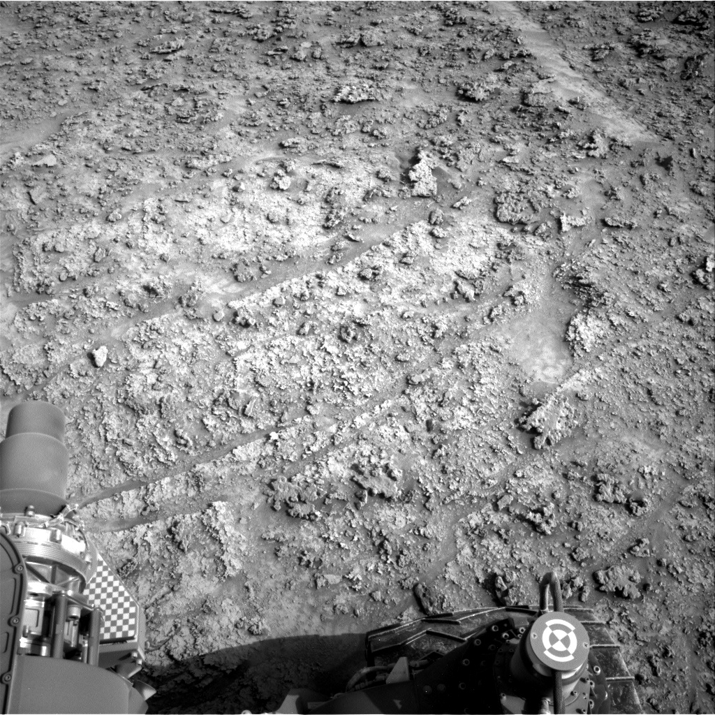 Nasa's Mars rover Curiosity acquired this image using its Right Navigation Camera on Sol 3700, at drive 398, site number 99