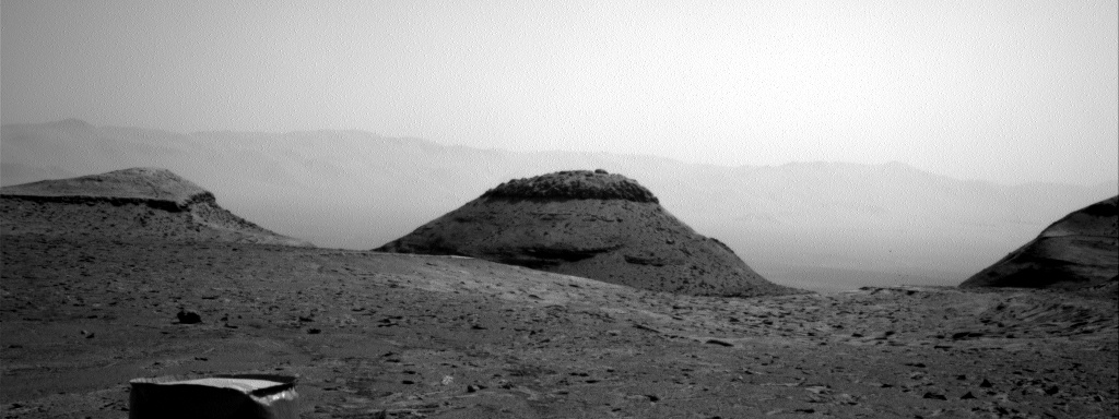 Nasa's Mars rover Curiosity acquired this image using its Right Navigation Camera on Sol 3729, at drive 2276, site number 99