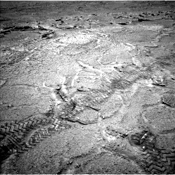 Nasa's Mars rover Curiosity acquired this image using its Left Navigation Camera on Sol 3733, at drive 2504, site number 99