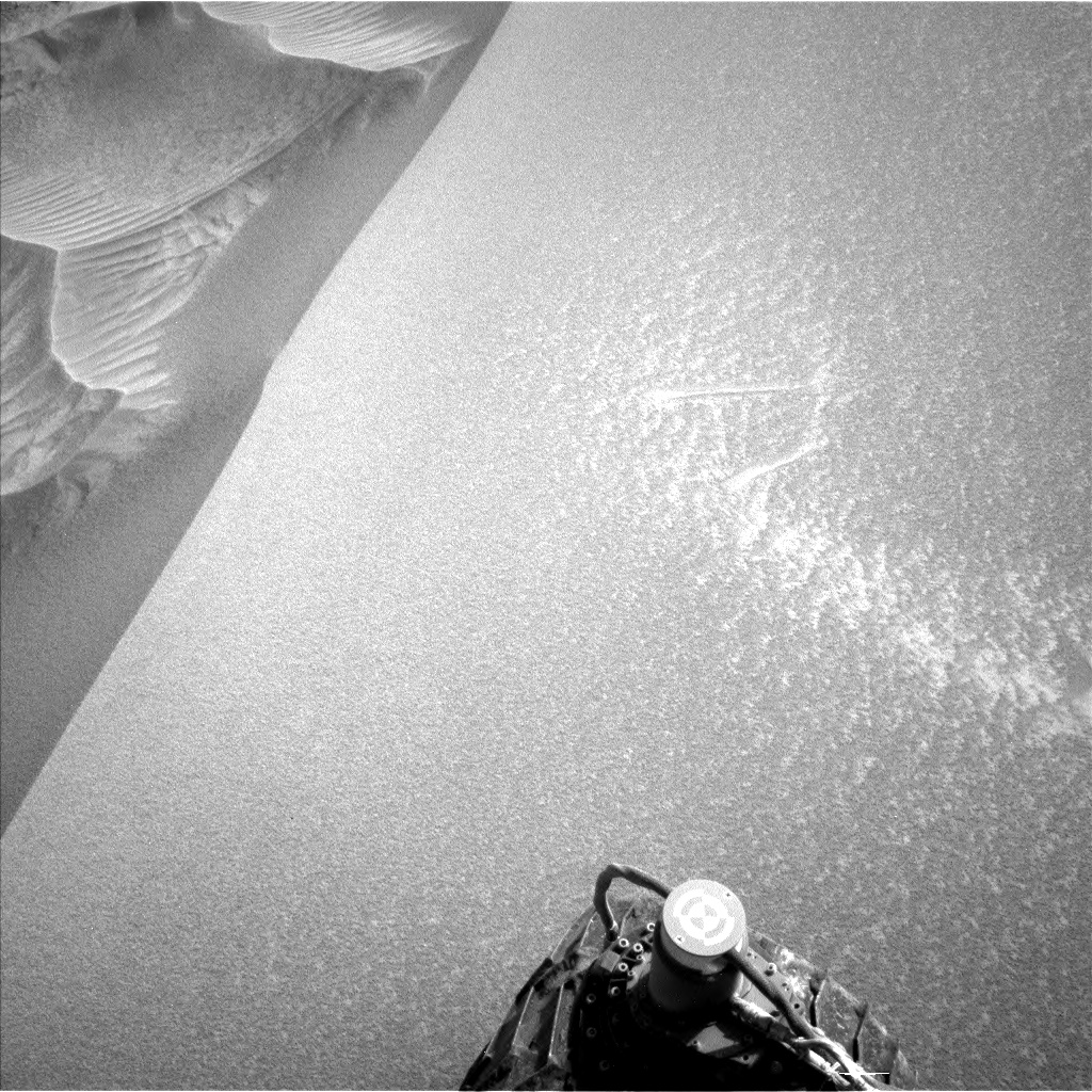 Nasa's Mars rover Curiosity acquired this image using its Left Navigation Camera on Sol 3748, at drive 922, site number 100