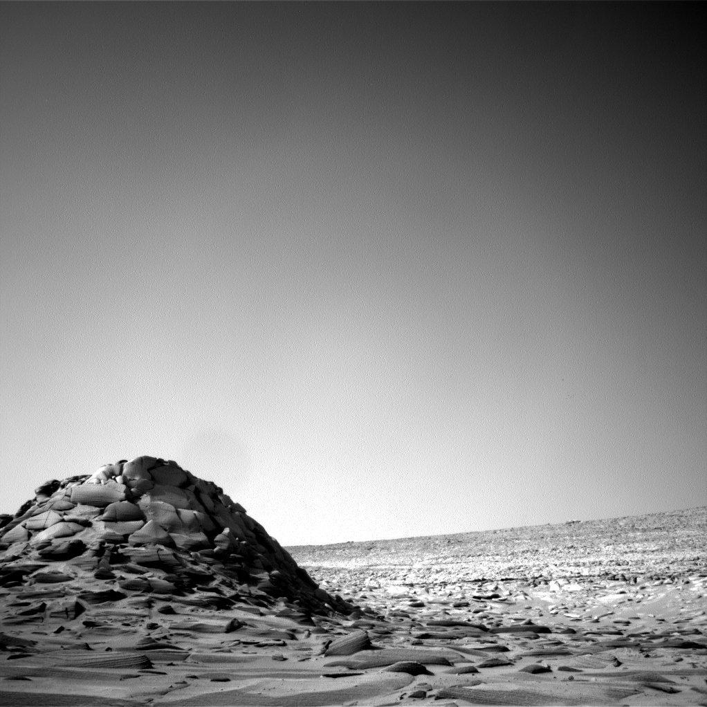 Nasa's Mars rover Curiosity acquired this image using its Right Navigation Camera on Sol 3755, at drive 1084, site number 100