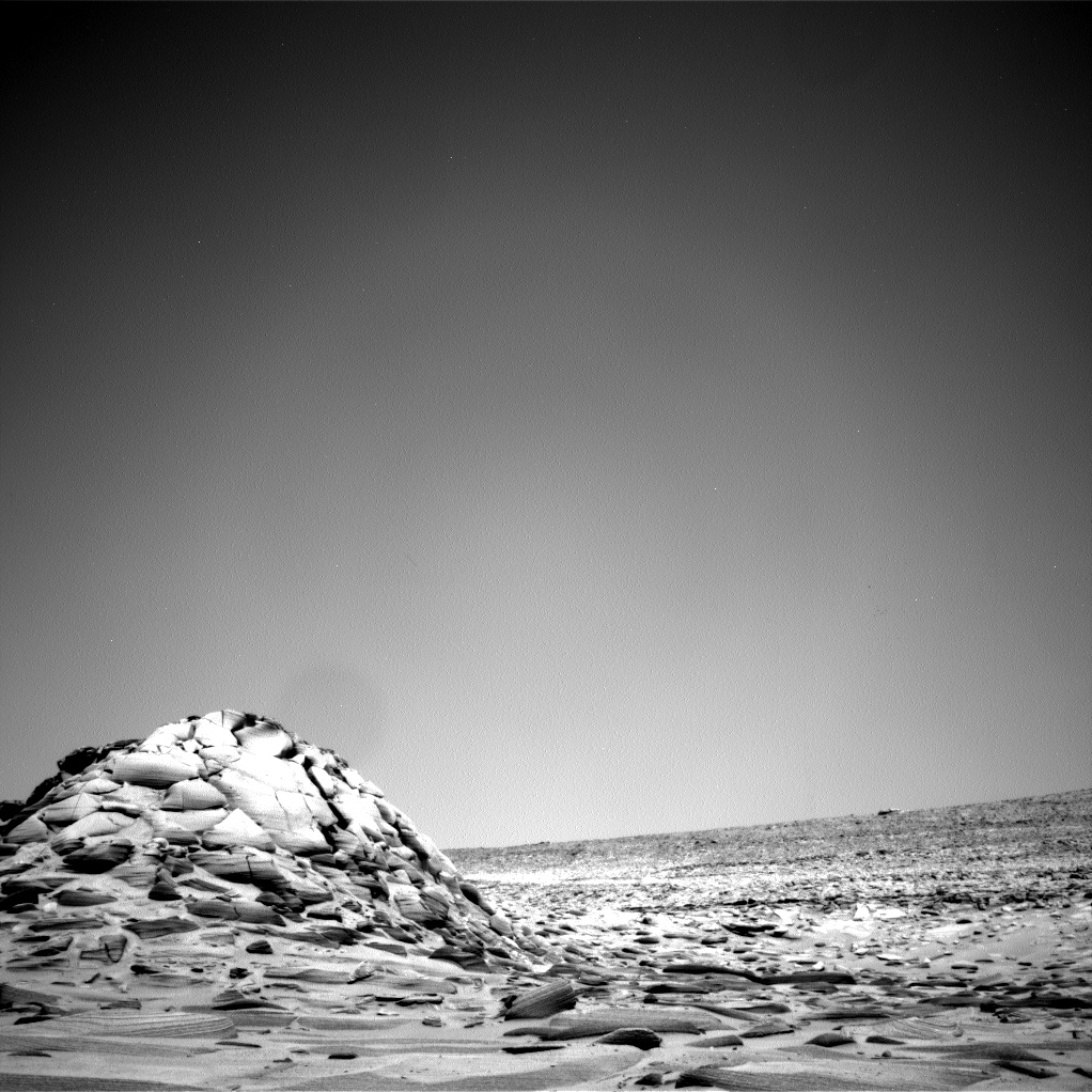 Nasa's Mars rover Curiosity acquired this image using its Right Navigation Camera on Sol 3760, at drive 1084, site number 100