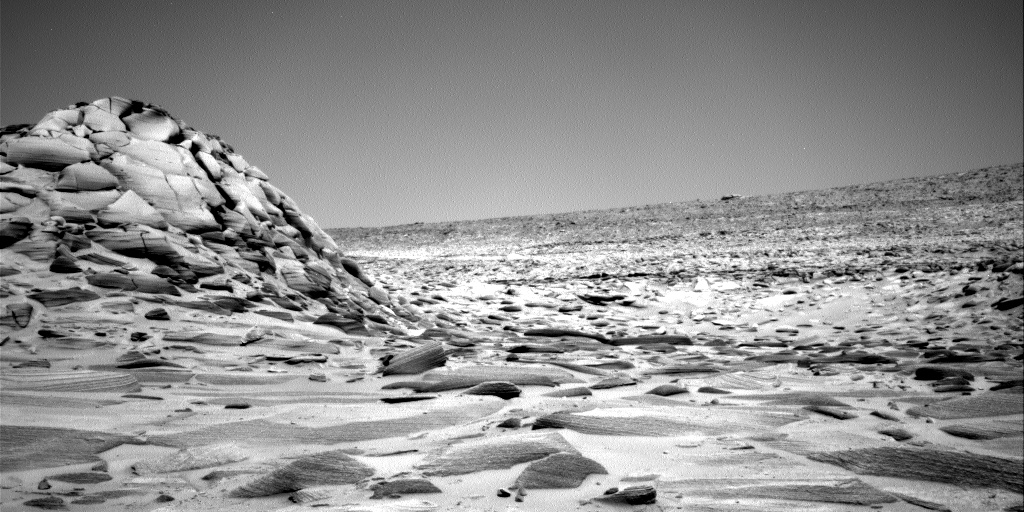 Nasa's Mars rover Curiosity acquired this image using its Right Navigation Camera on Sol 3763, at drive 1084, site number 100