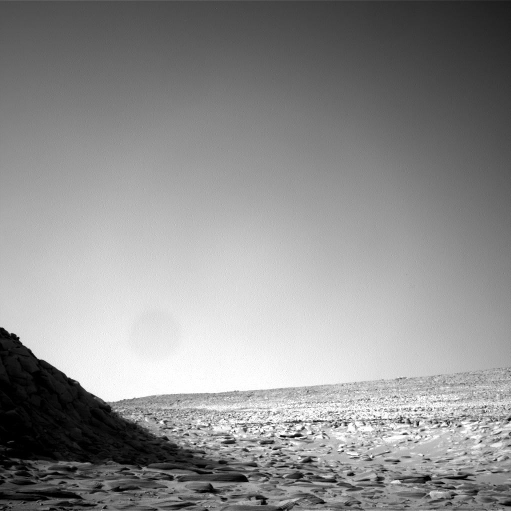 Nasa's Mars rover Curiosity acquired this image using its Right Navigation Camera on Sol 3776, at drive 1376, site number 100