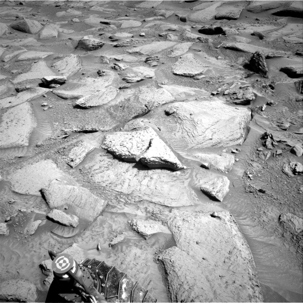 Nasa's Mars rover Curiosity acquired this image using its Right Navigation Camera on Sol 3805, at drive 198, site number 101