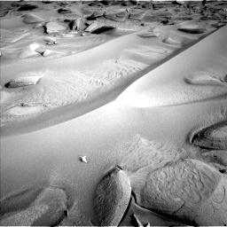 Nasa's Mars rover Curiosity acquired this image using its Left Navigation Camera on Sol 3810, at drive 330, site number 101