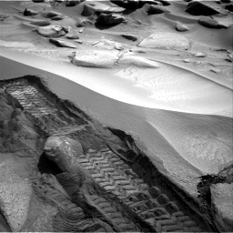 Nasa's Mars rover Curiosity acquired this image using its Right Navigation Camera on Sol 3843, at drive 1192, site number 101