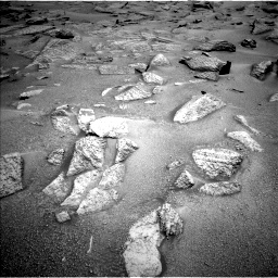 Nasa's Mars rover Curiosity acquired this image using its Left Navigation Camera on Sol 3867, at drive 2570, site number 101