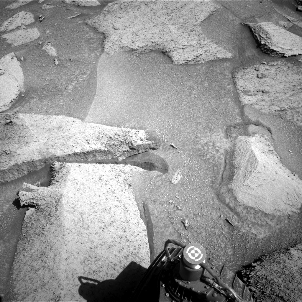 Nasa's Mars rover Curiosity acquired this image using its Left Navigation Camera on Sol 3870, at drive 0, site number 102