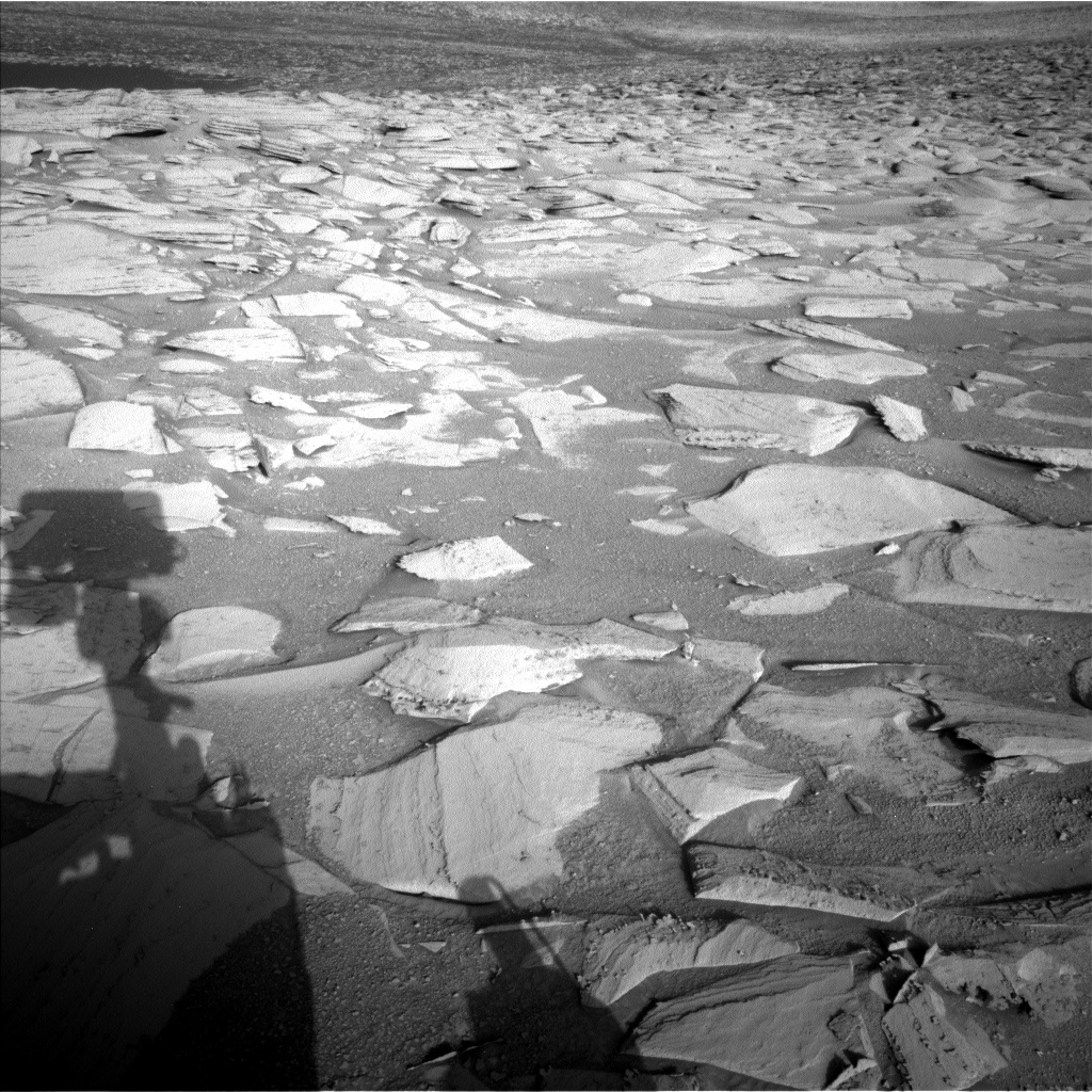 Nasa's Mars rover Curiosity acquired this image using its Left Navigation Camera on Sol 3871, at drive 390, site number 102