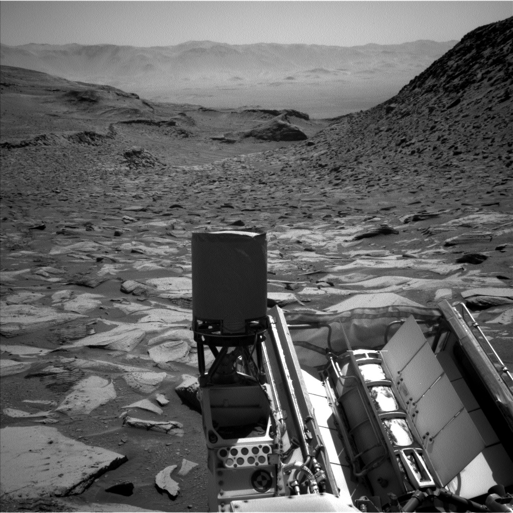 Nasa's Mars rover Curiosity acquired this image using its Left Navigation Camera on Sol 3872, at drive 390, site number 102