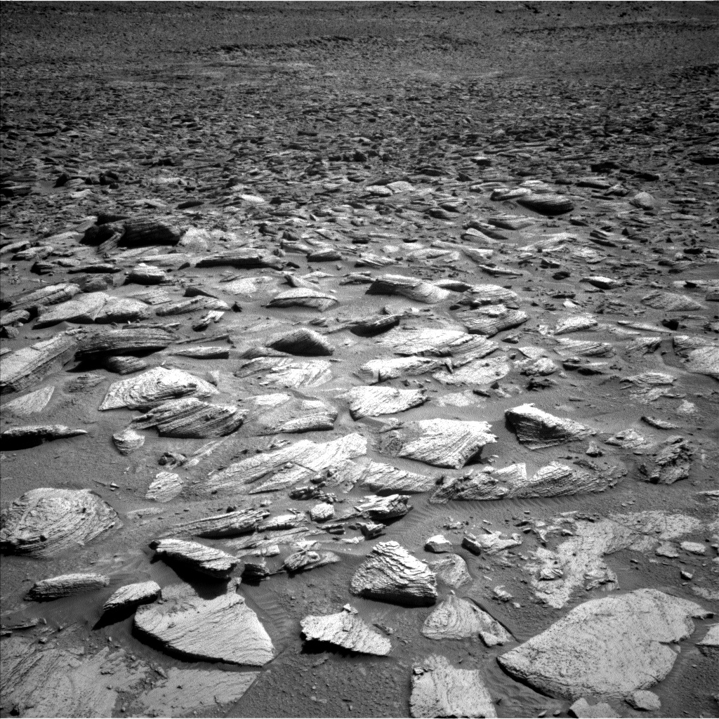Nasa's Mars rover Curiosity acquired this image using its Left Navigation Camera on Sol 3887, at drive 1192, site number 102